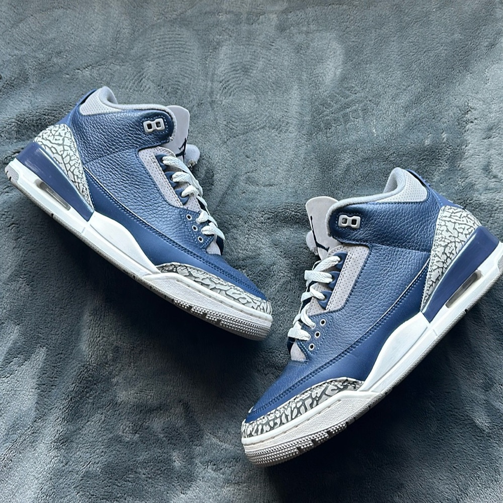 Jordan 3 Georgetown